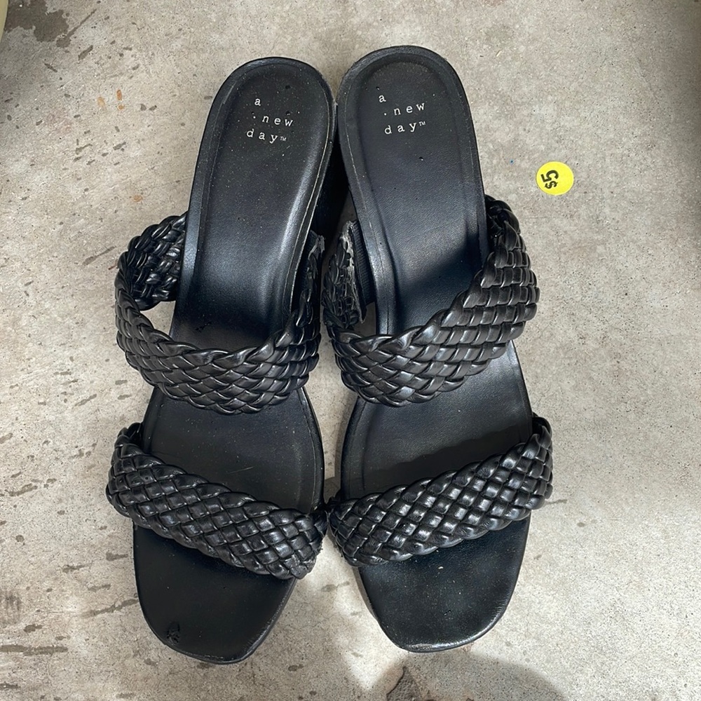 Black heeled sandals